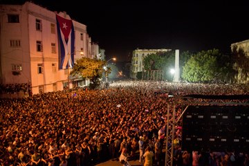 Buena Fe en la escalinata de Universidad de La Habana